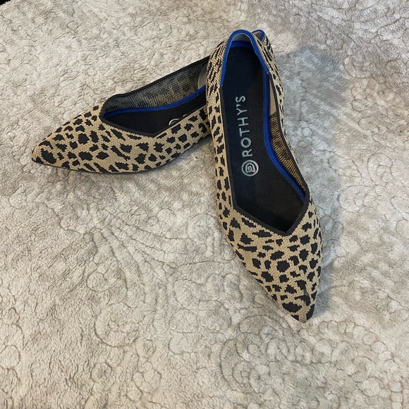 Rothy's Shoes - Rothy’s Pointed toe Cheetah Print - size 8.5